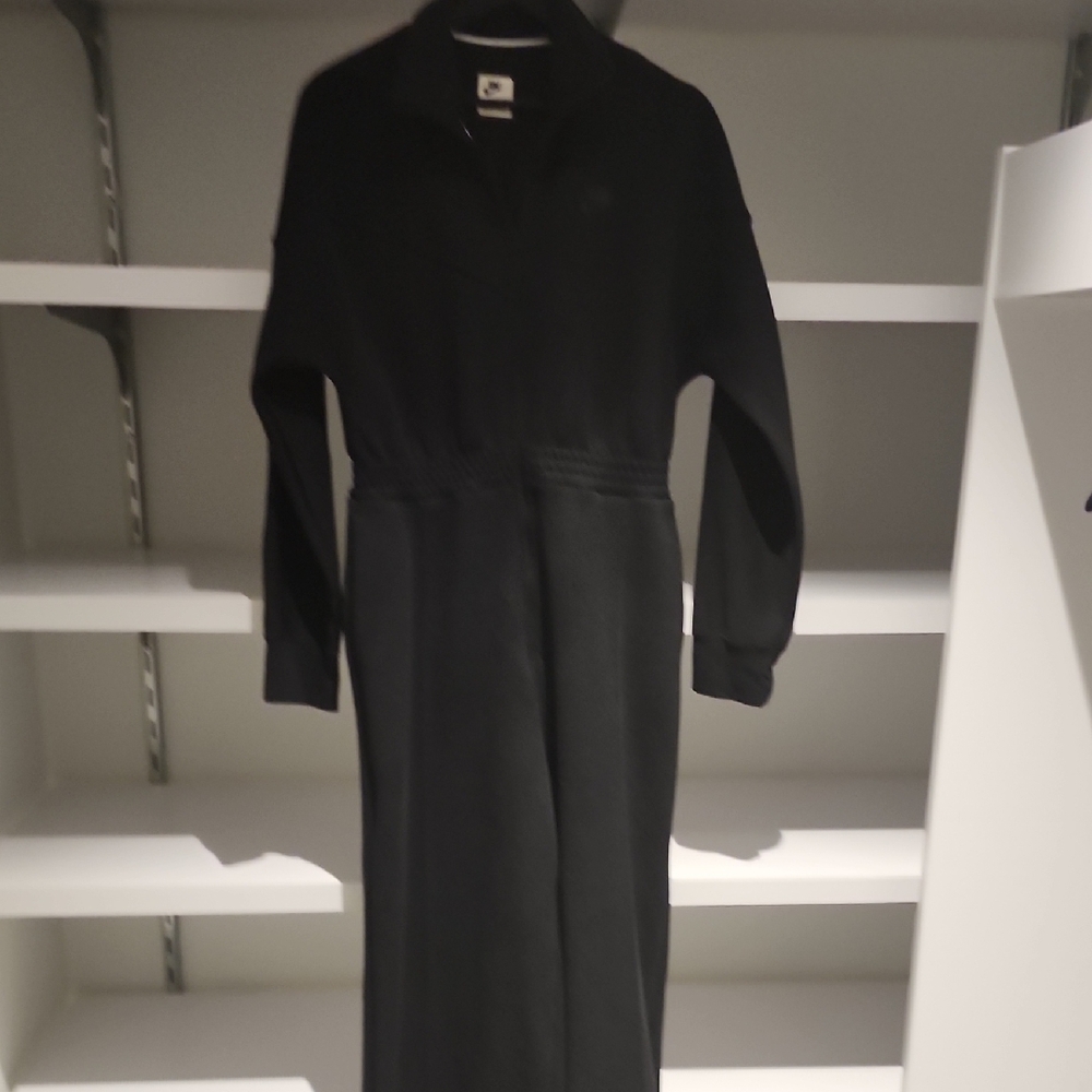 Nike Fleece Tech Sportswear Black Jumpsuit Size LARGE- Like New